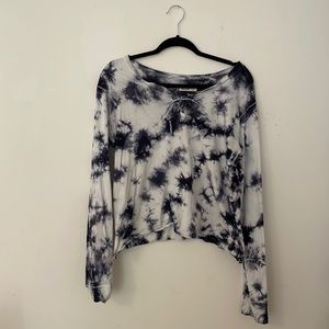 Hollister long sleeve crop top